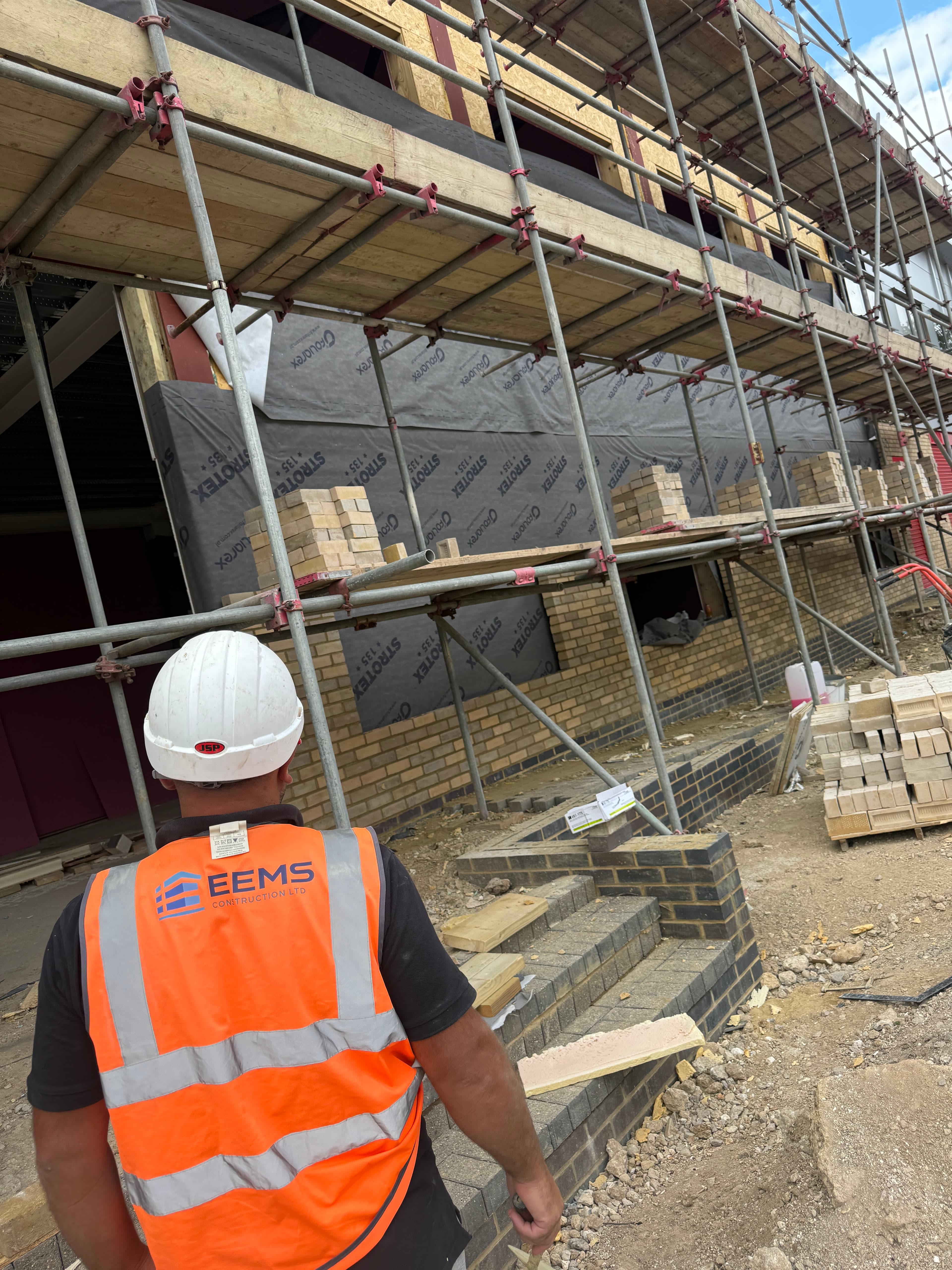 We take on big projects with no problem, and finish within the timeframe.